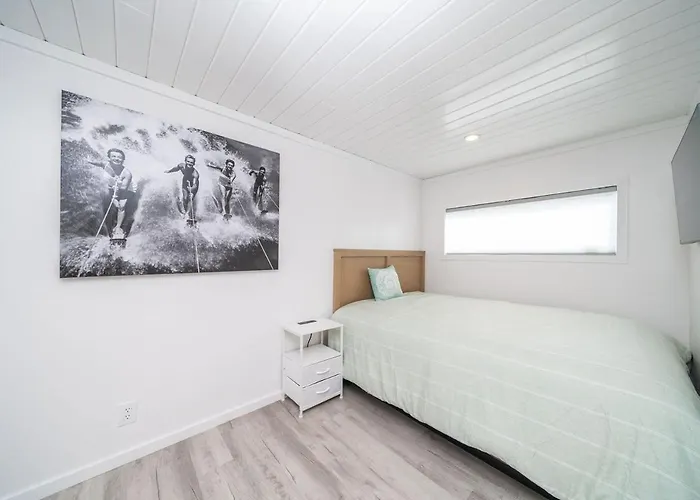 Sunset Hideaway, Front Row At Roadrunner Holiday home